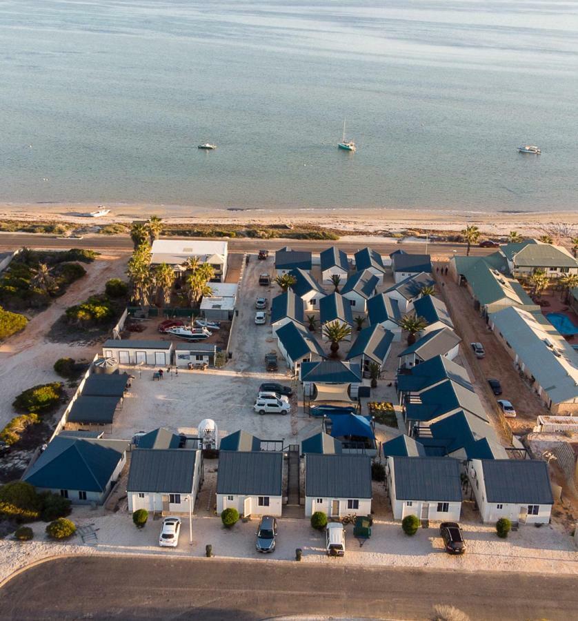 Oceanside Village Денем Экстерьер фото